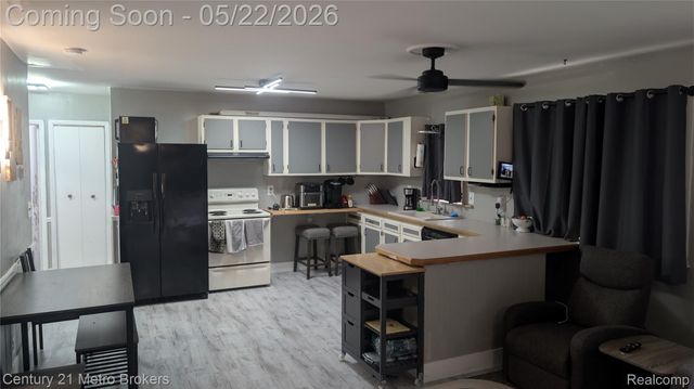 218 N Lapeer Street, Davison, MI 48423