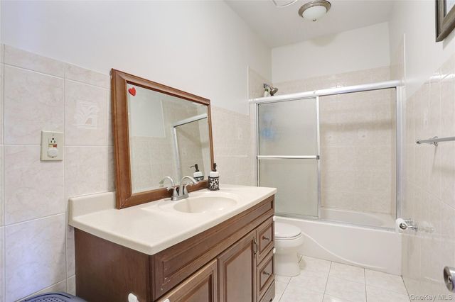 16 Adler Court, West Haverstraw, NY 10993