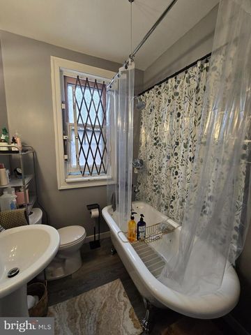 1727 W PACIFIC ST, Philadelphia, PA 19140