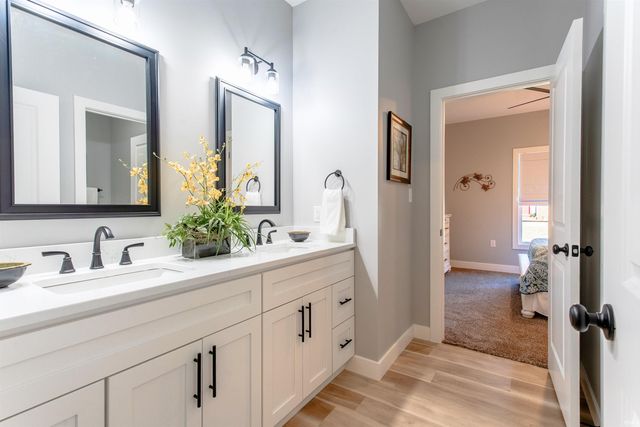 923 Taversham Avenue, Evansville, IN 47725