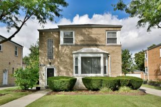 1530 Clinton Place 1, River Forest, IL 60305
