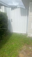 6725 Ixora Dr 1, Miramar, FL 33023