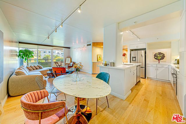 600 W 9th Street 516, Los Angeles, CA 90015