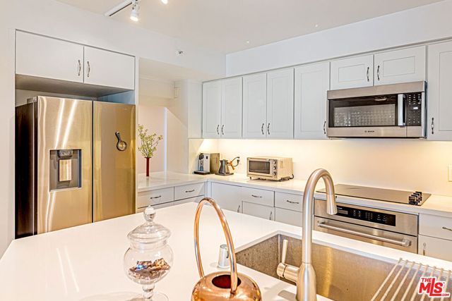 600 W 9th Street 516, Los Angeles, CA 90015