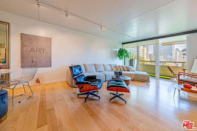 600 W 9th Street 516, Los Angeles, CA 90015