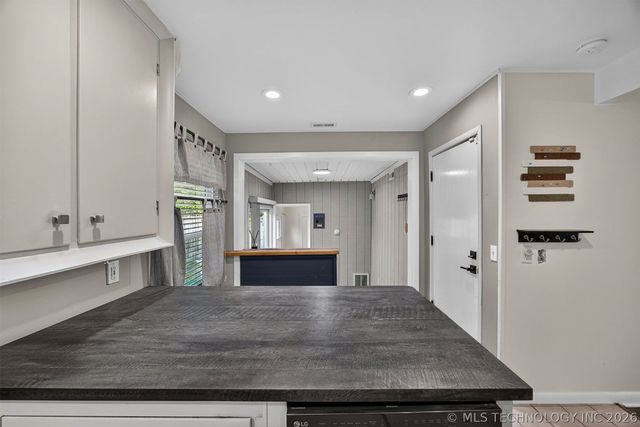 4532 E 38th Place, Tulsa, OK 74135