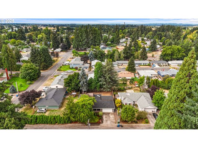 2356 B St, Hubbard, OR 97032