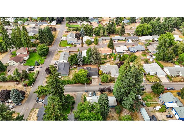 2356 B St, Hubbard, OR 97032