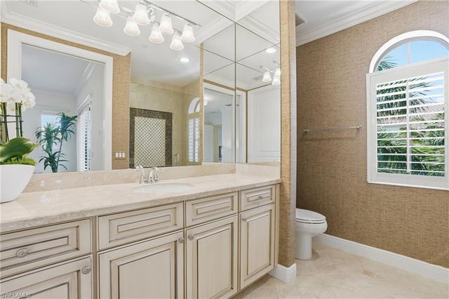2543 Marquesa Royale LN 4-302, Naples, FL 34109