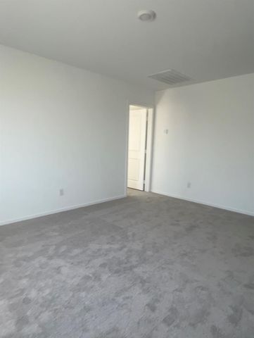 18712 Loom Drive, Conroe, TX 77306