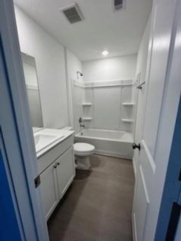 18712 Loom Drive, Conroe, TX 77306