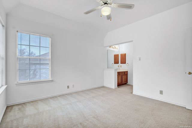 1814 CAVERSHAM PASS LN, San Antonio, TX 78253
