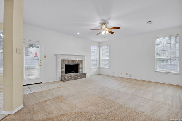 1814 CAVERSHAM PASS LN, San Antonio, TX 78253
