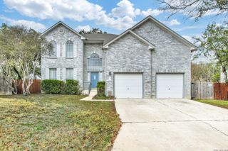 1814 CAVERSHAM PASS LN, San Antonio, TX 78253