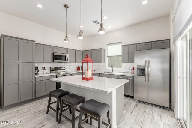 15700 W POLK Street, Goodyear, AZ 85338