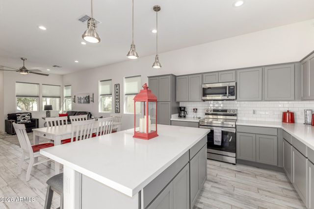 15700 W POLK Street, Goodyear, AZ 85338