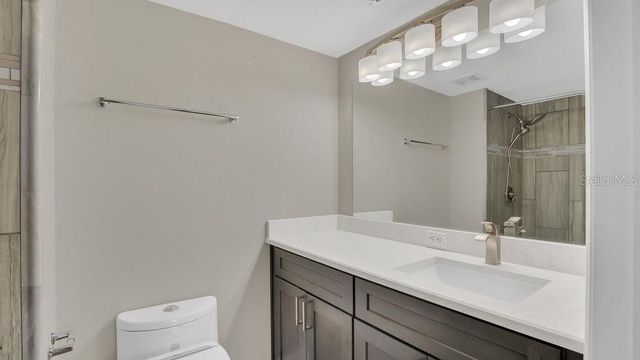 3433 GLOSSY LEAF LANE, Clermont, FL 34711