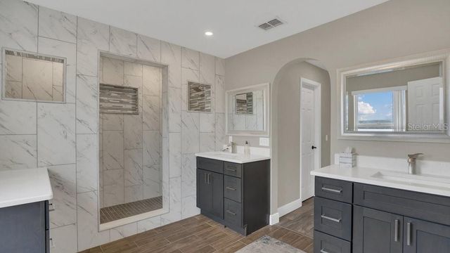 3433 GLOSSY LEAF LANE, Clermont, FL 34711