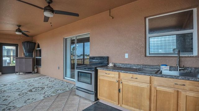 3433 GLOSSY LEAF LANE, Clermont, FL 34711