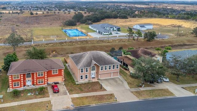 3433 GLOSSY LEAF LANE, Clermont, FL 34711
