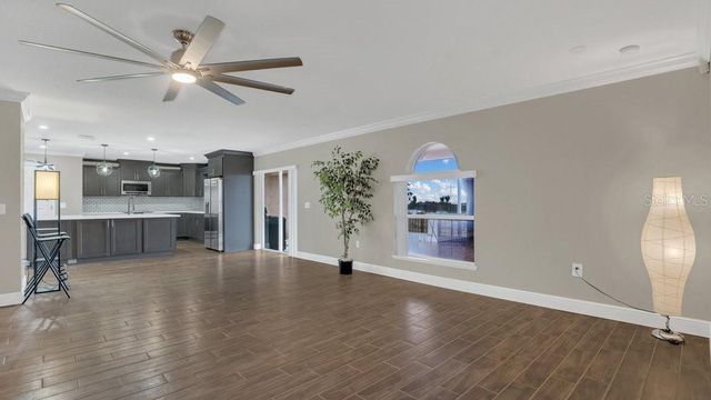 3433 GLOSSY LEAF LANE, Clermont, FL 34711