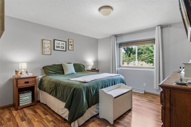 6903 Julius Drive, Eau Claire, WI 54701
