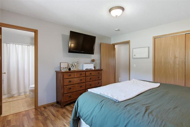 6903 Julius Drive, Eau Claire, WI 54701