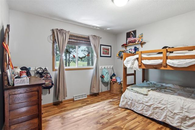 6903 Julius Drive, Eau Claire, WI 54701