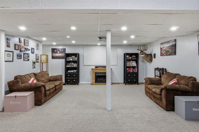 6903 Julius Drive, Eau Claire, WI 54701