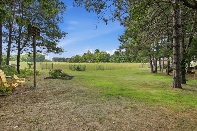 6903 Julius Drive, Eau Claire, WI 54701