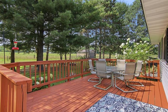 6903 Julius Drive, Eau Claire, WI 54701