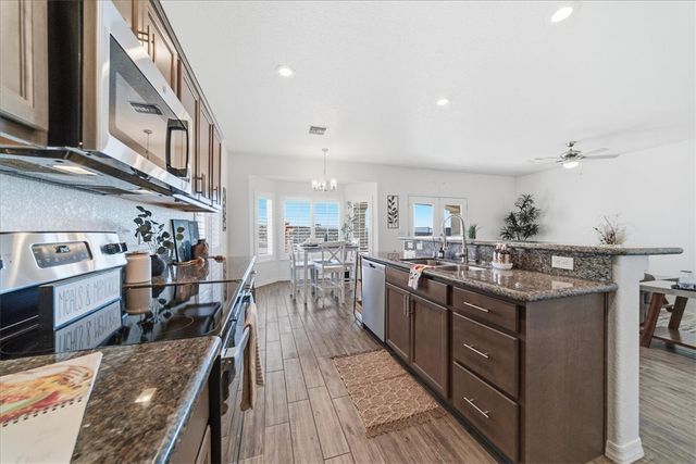 2744 Wilderness Lane, Bullhead City, AZ 86442