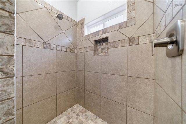 2744 Wilderness Lane, Bullhead City, AZ 86442