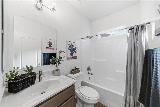 2744 Wilderness Lane, Bullhead City, AZ 86442