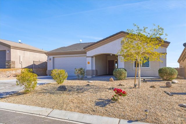 2744 Wilderness Lane, Bullhead City, AZ 86442