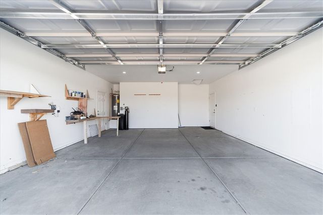 2744 Wilderness Lane, Bullhead City, AZ 86442