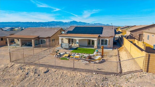 2744 Wilderness Lane, Bullhead City, AZ 86442