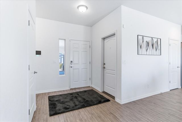 2744 Wilderness Lane, Bullhead City, AZ 86442