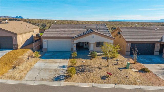 2744 Wilderness Lane, Bullhead City, AZ 86442