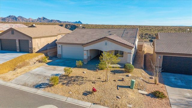 2744 Wilderness Lane, Bullhead City, AZ 86442