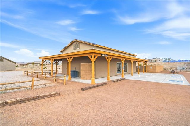 2744 Wilderness Lane, Bullhead City, AZ 86442