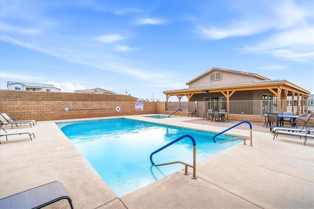 2744 Wilderness Lane, Bullhead City, AZ 86442
