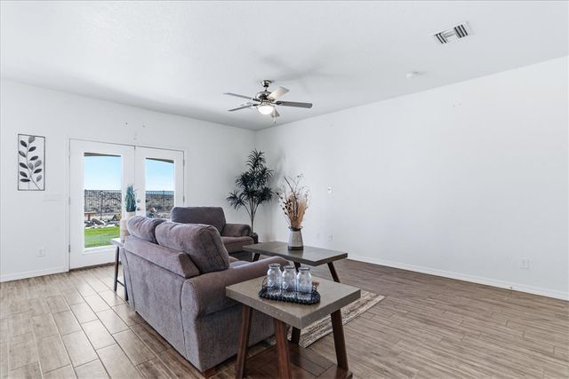 2744 Wilderness Lane, Bullhead City, AZ 86442