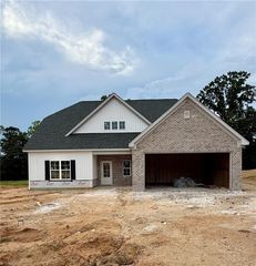 172 Enclave Drive, Clemmons, NC 27012