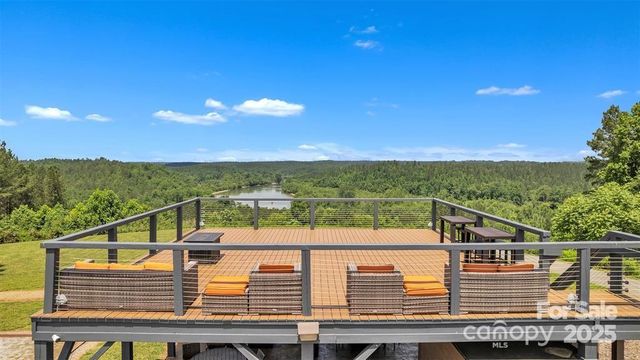 584 E Settings Boulevard NW 267, Valdese, NC 28690