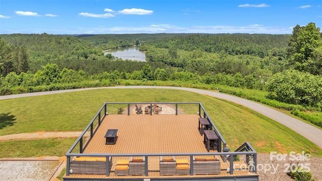 584 E Settings Boulevard NW 267, Valdese, NC 28690