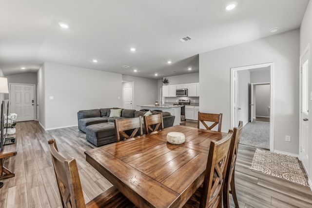 316 Pecos Drive, Huntsville, TX 77340