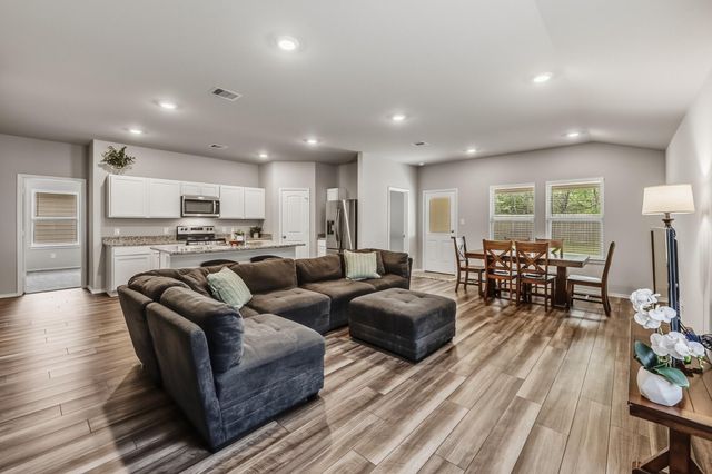 316 Pecos Drive, Huntsville, TX 77340