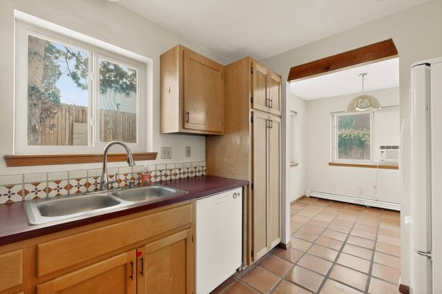 2036 Placita De Quedo, Santa Fe, NM 87505