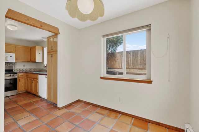 2036 Placita De Quedo, Santa Fe, NM 87505